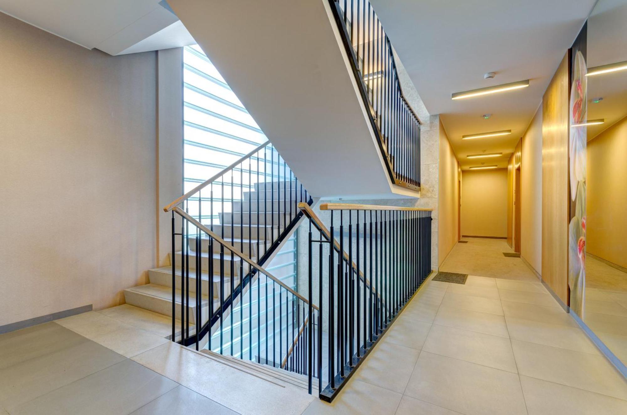 Dom & House - Apartamenty Nadmorski Dwor Gdańsk Exteriör bild